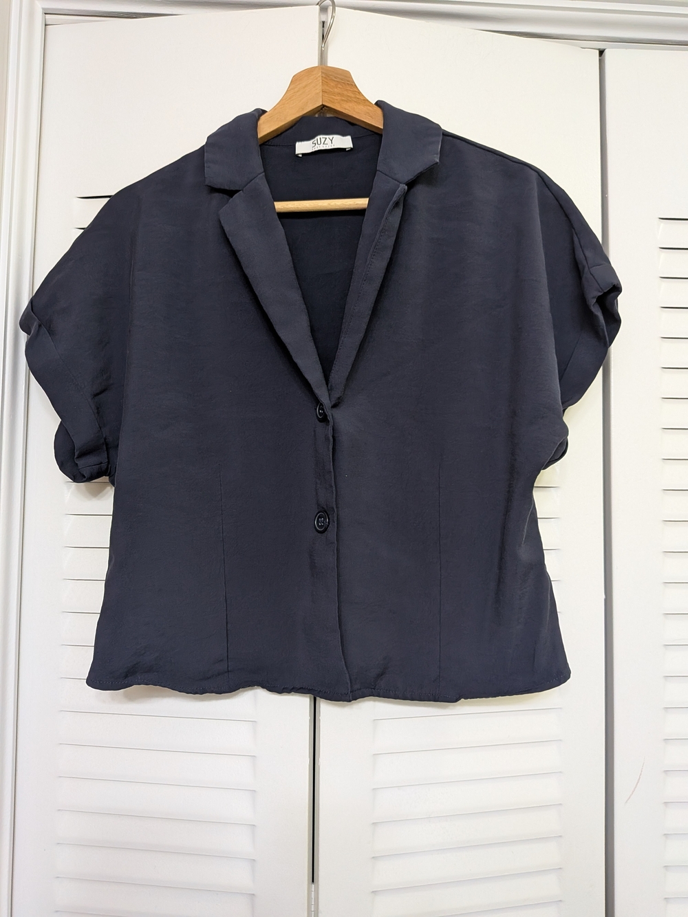 Suzy Shier Navy Short-Sleeve Button Front Blouse